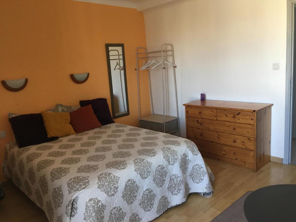 Grands Buffets Hebergement Appartement Narbonne Bagian luar foto