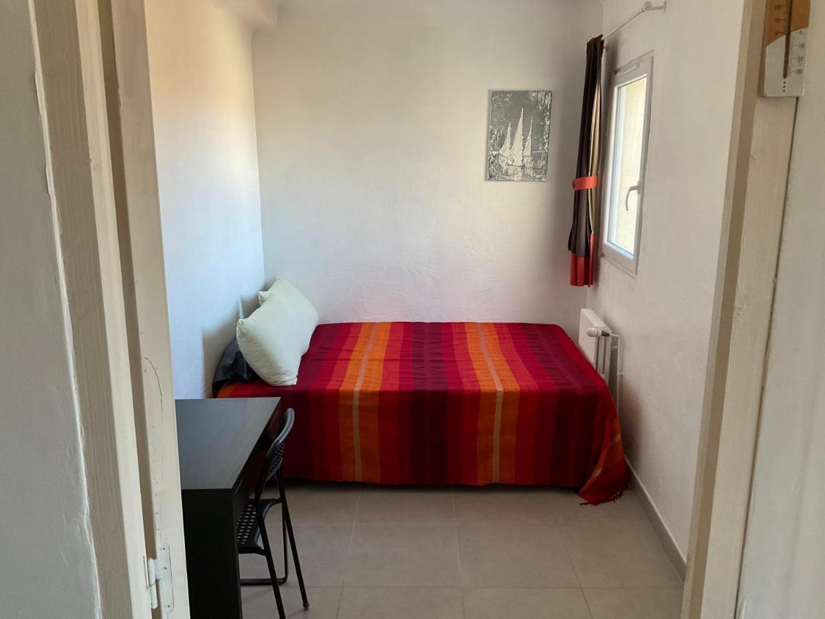 Grands Buffets Hebergement Appartement Narbonne Bagian luar foto